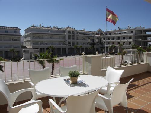 Apartamentos Plaza Espana Nerja Exterior photo